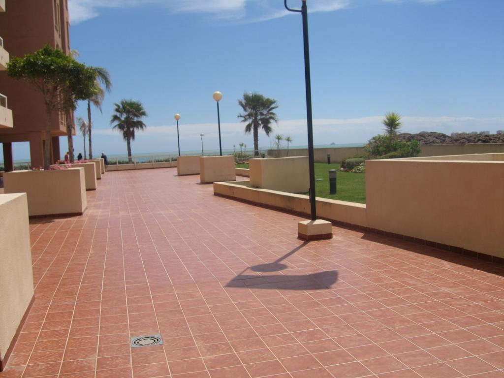 Apartamentos Punta Cormoran V.V. La Manga Bagian luar foto